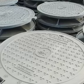 غطاء فتحة الصرف الصحي